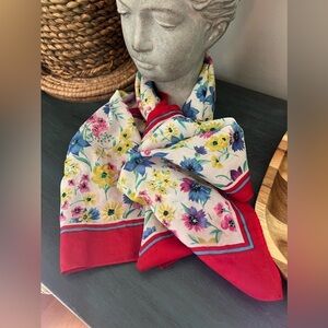 Beautiful Vintage 70”s Scarf